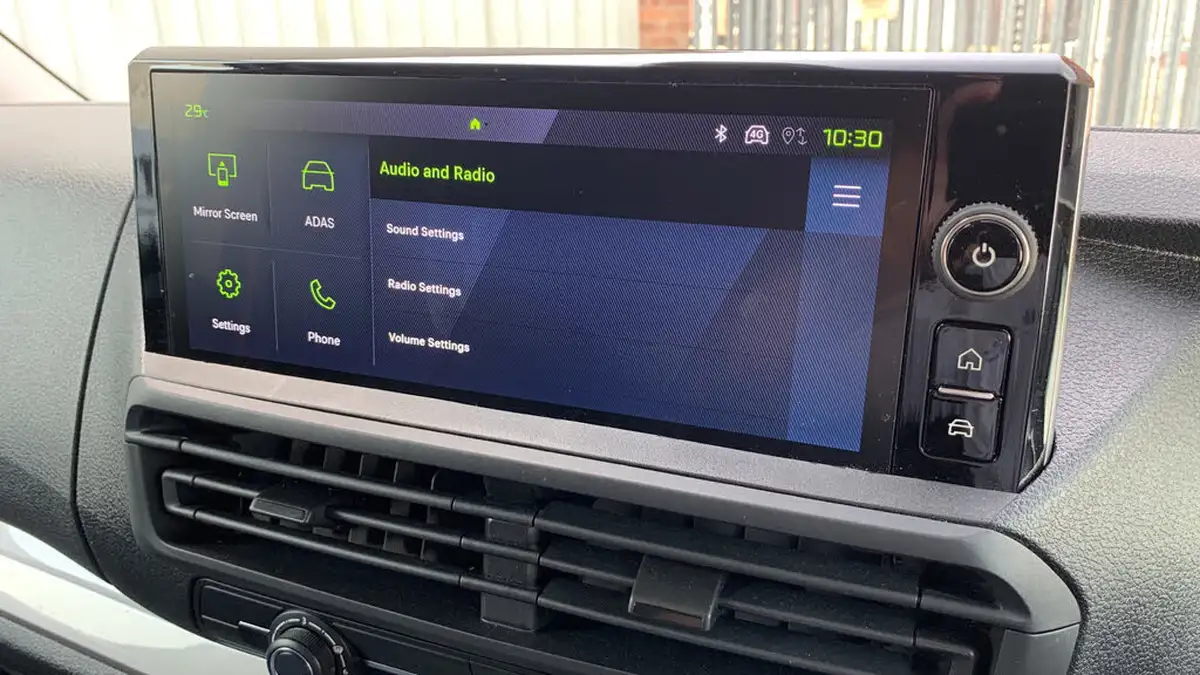 2024-peugeot-expert-20-bluehdi-professional-standard-panel-big-30