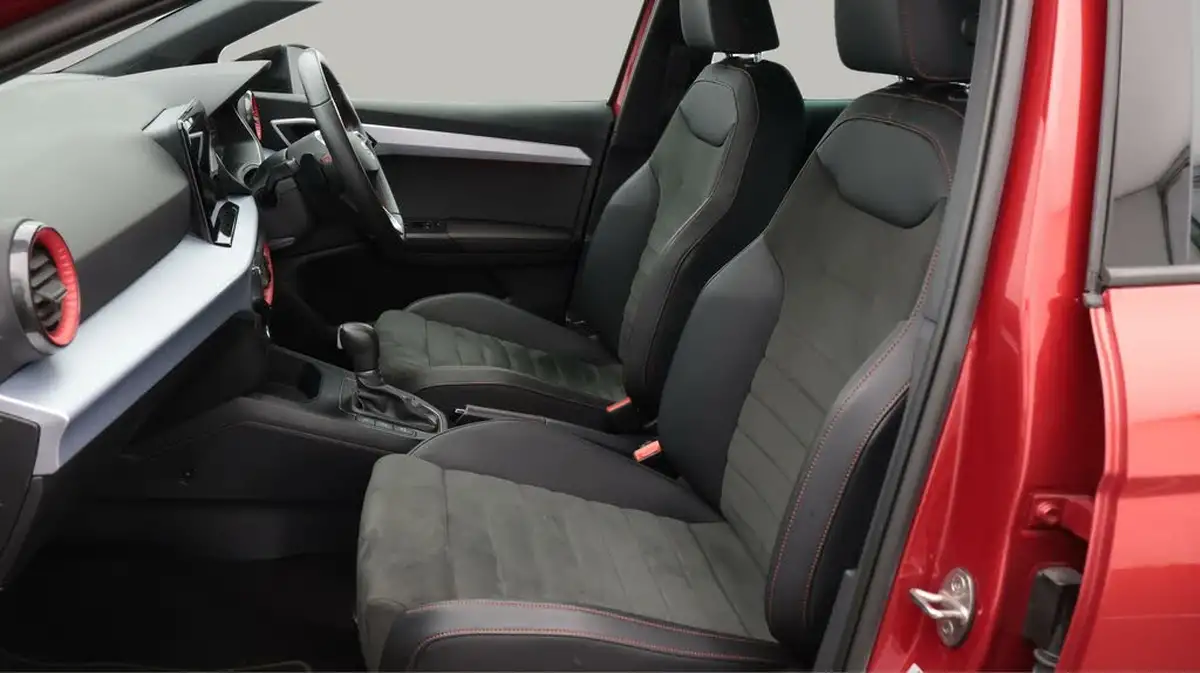 2022-seat-ibiza-10-tsi-fr-sport-110ps-dsg-big-14