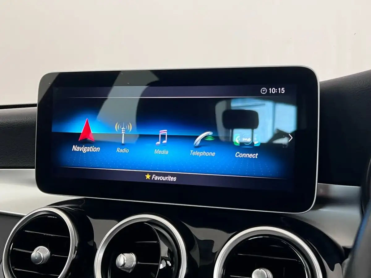 2019-mercedes-benz-c-class-15-c200-se-ss-saloon-4d-big-22