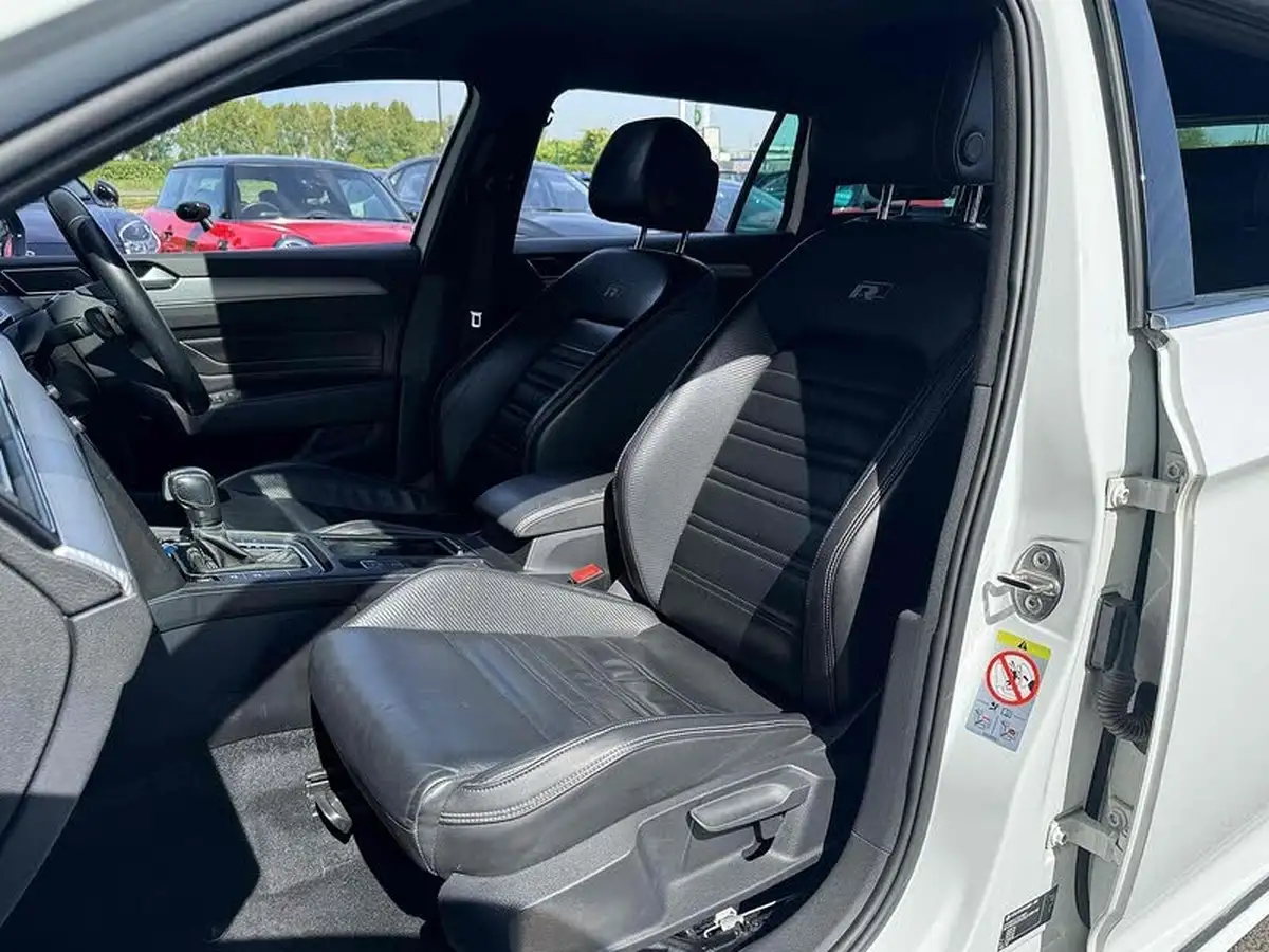2020-volkswagen-passat-15-tsi-r-line-estate-5d-dsg-big-26