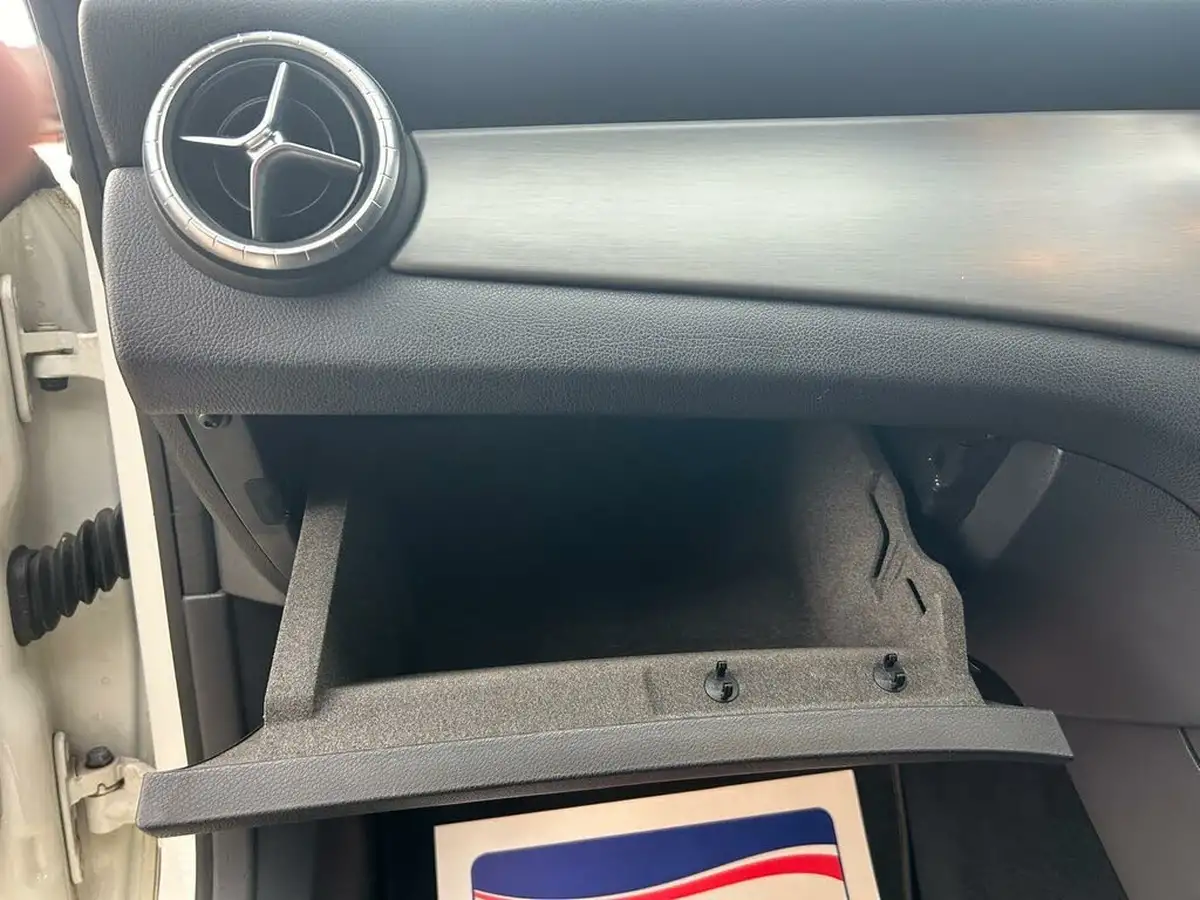 2013-mercedes-benz-cla-21td-cla-220-cdi-amg-sport-21cdi-170bhp-big-32