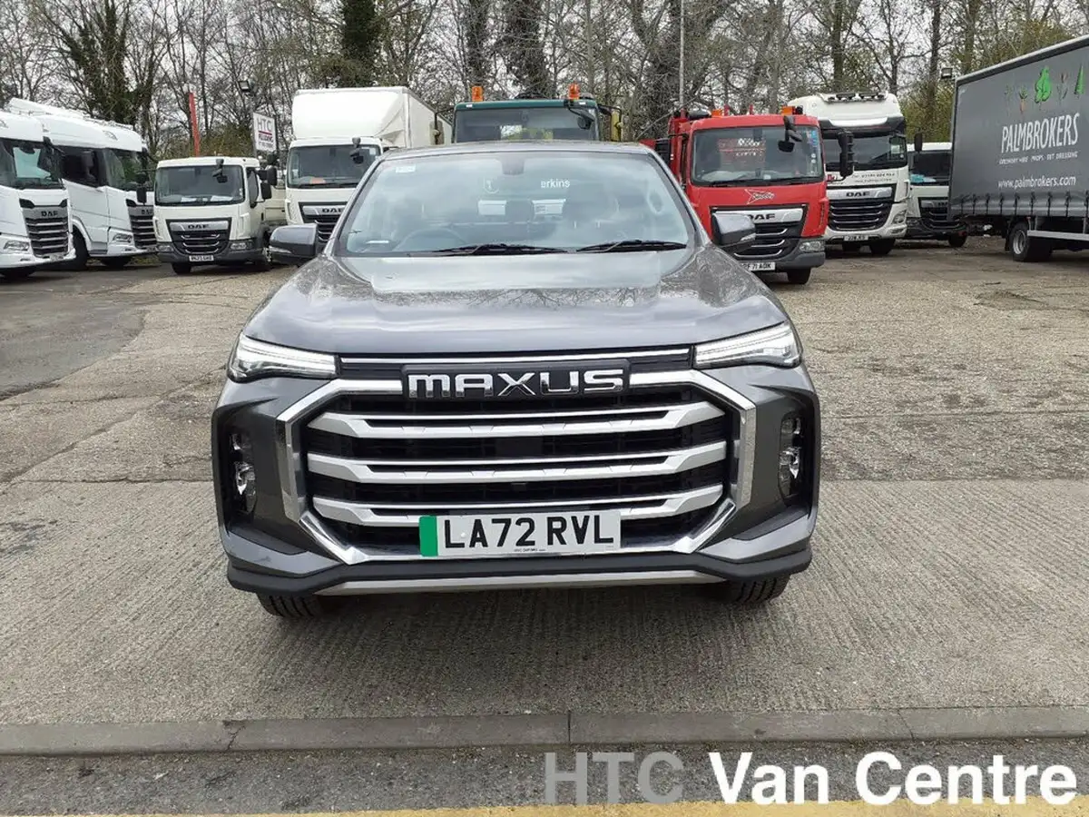 2023-maxus-t90ev-e-8855kwh-big-3