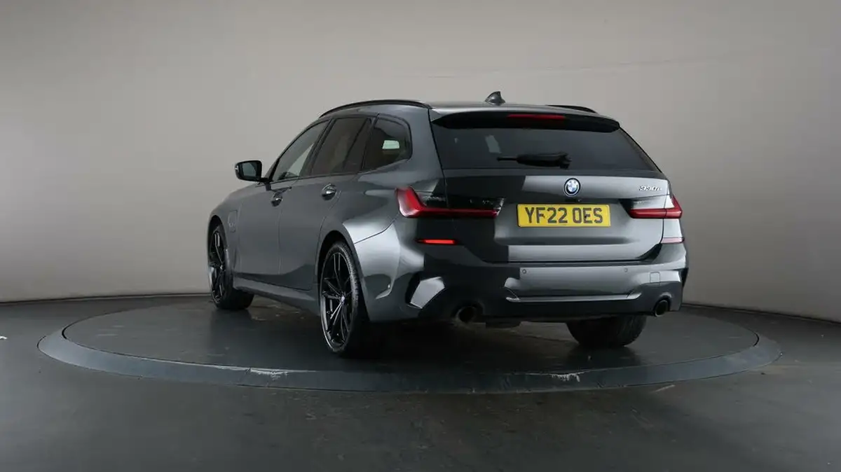 2022-bmw-3-series-20-330e-m-sport-pro-edition-touring-5d-big-49