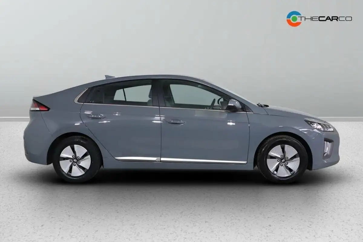2021-hyundai-ioniq-16-gdi-premium-hybrid-big-5