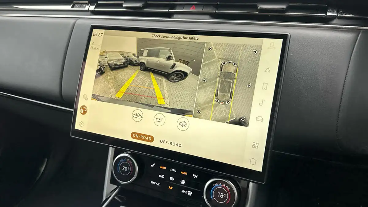 2023-land-rover-range-rover-30-d350-hse-big-11