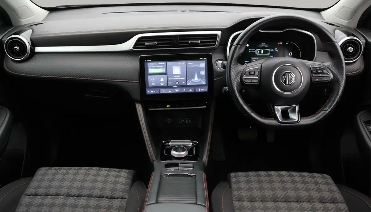 2022-mg-zs-suv-e-se-ev-176ps-big-13