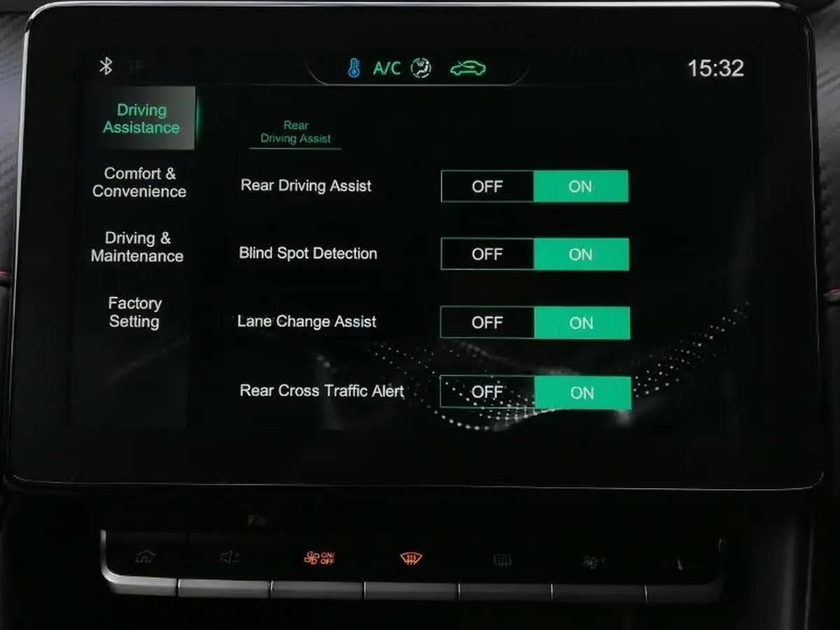 2023-mg-zs-suv-15-vti-tech-exclusive-big-14
