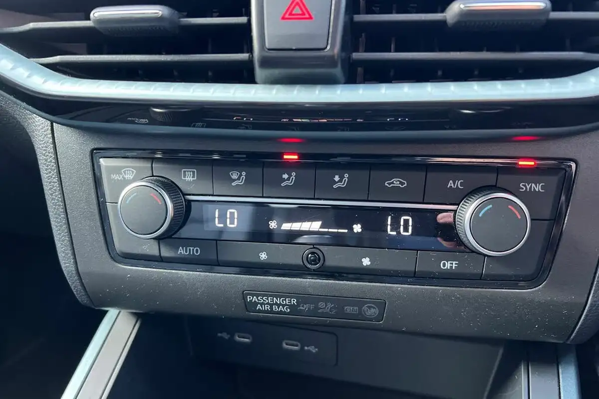 2023-seat-arona-10-tsi-xperience-big-32