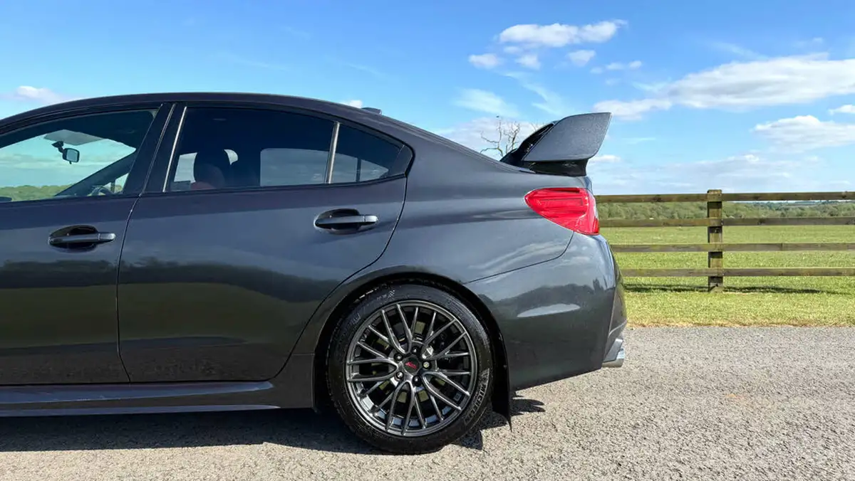 2016-subaru-wrx-25-sti-type-uk-big-26