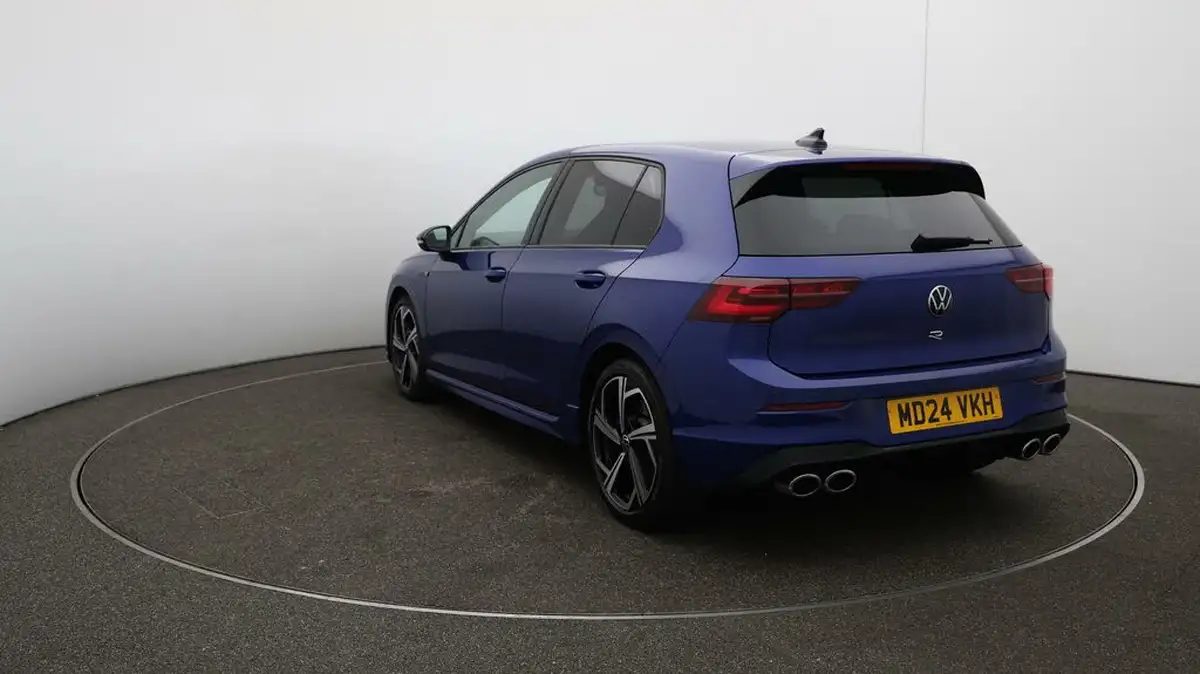 2024-volkswagen-golf-20-tsi-r-320ps-hatchback-big-61