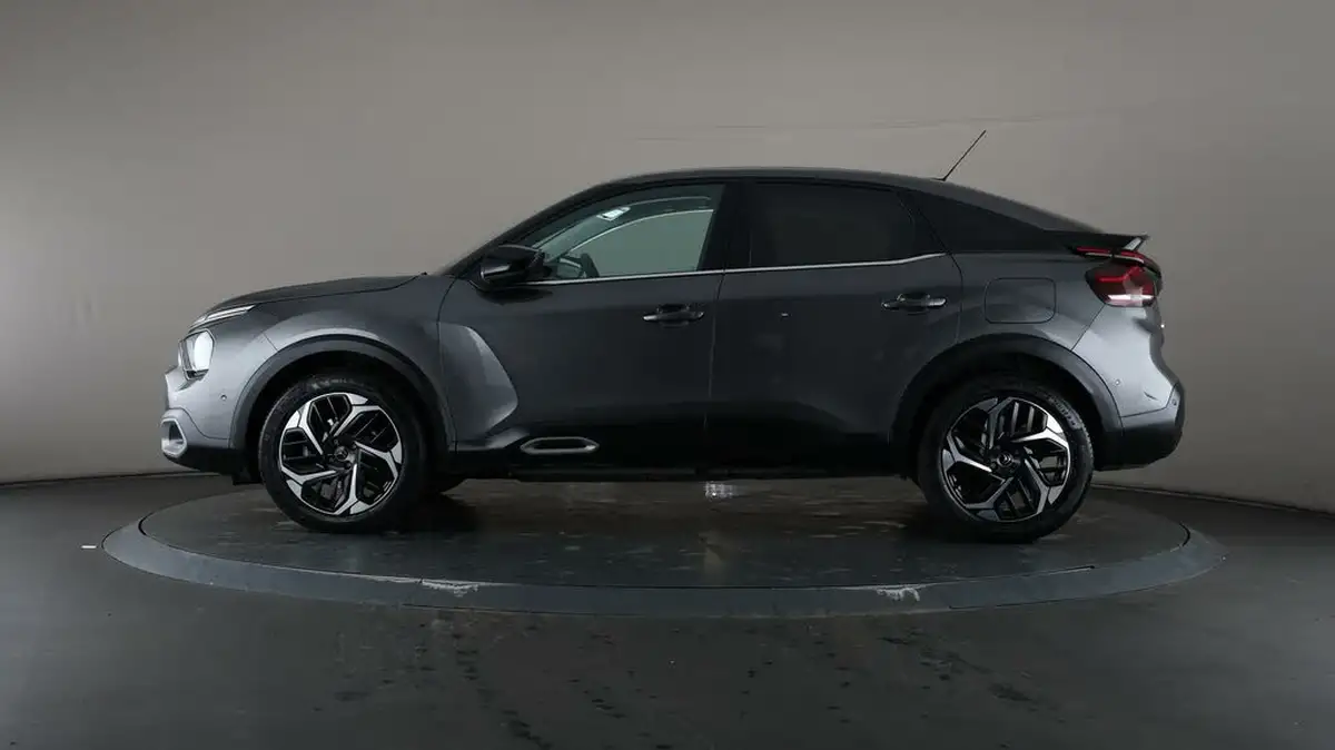 2022-citroen-c4-big-37