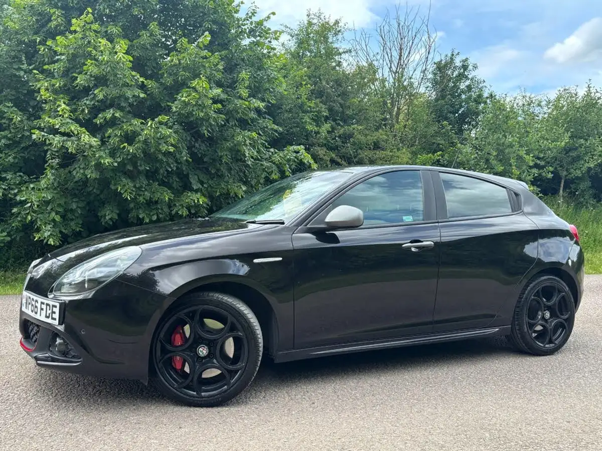 2016-alfa-romeo-giulietta-20jtdm-2-speciale-175bhp-alfa-tct-big-6