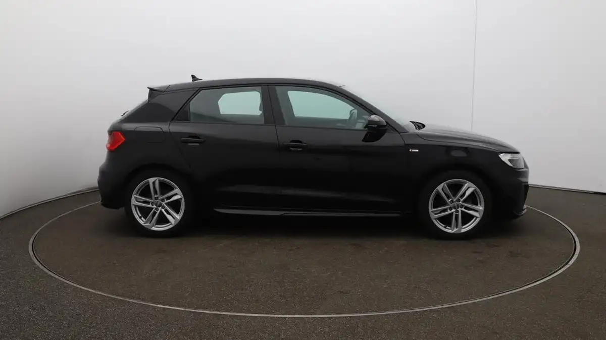 2019-audi-a1-10-25-tfsi-s-line-big-49