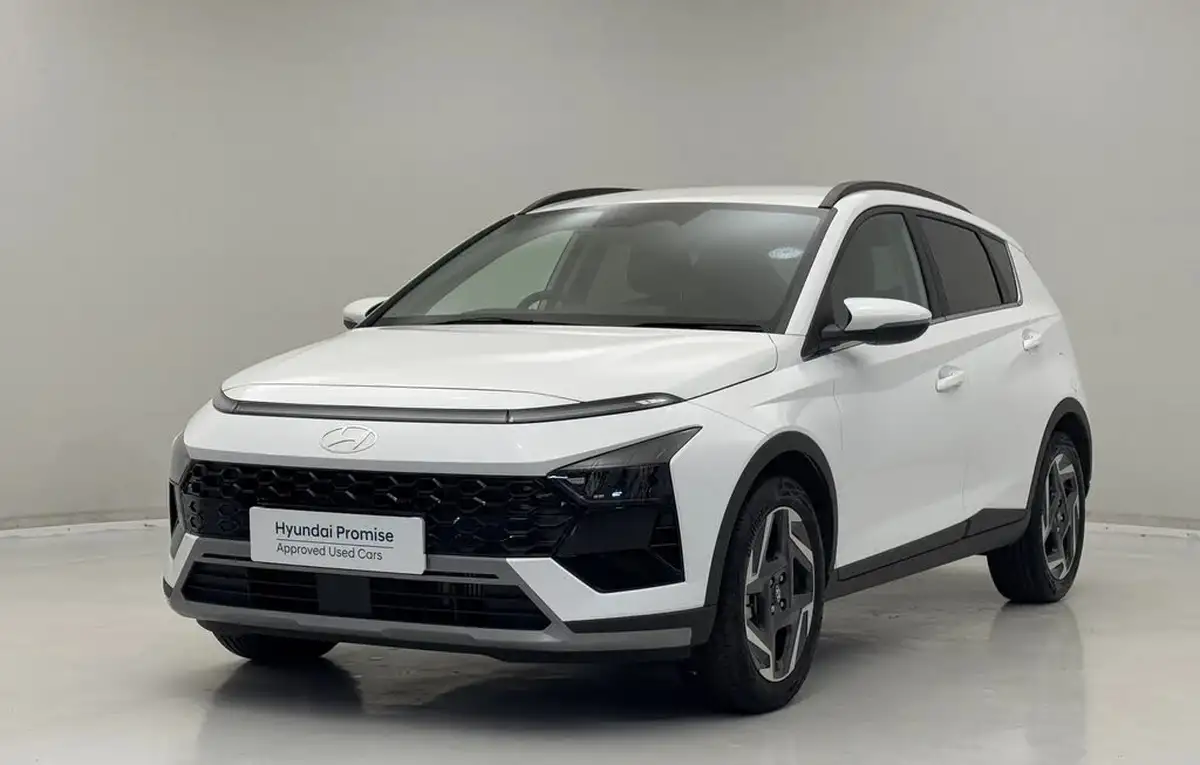 2024-hyundai-bayon-10-t-gdi-premium-100ps-two-tone-roof-big-3