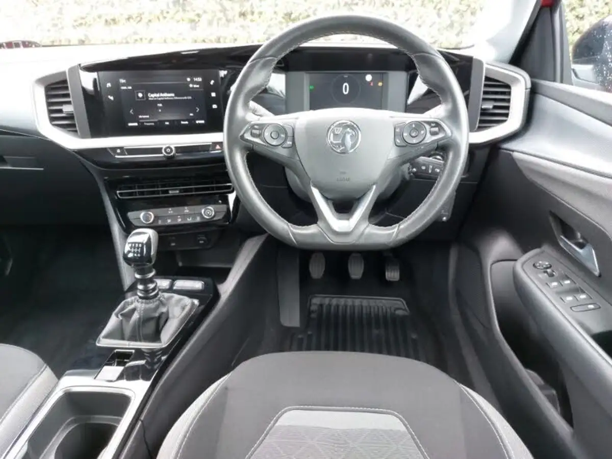 2021-vauxhall-mokka-12-se-edition-big-6