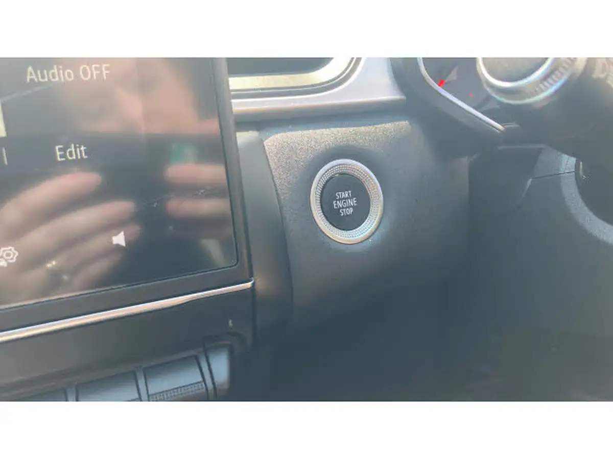 2021-renault-captur-10-tce-iconic-100bhp-big-34