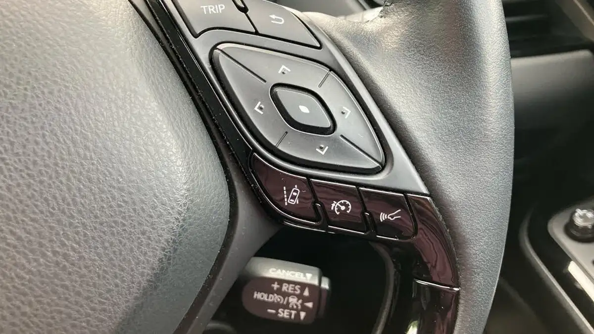 2022-toyota-c-hr-18-vvt-i-excel-big-26