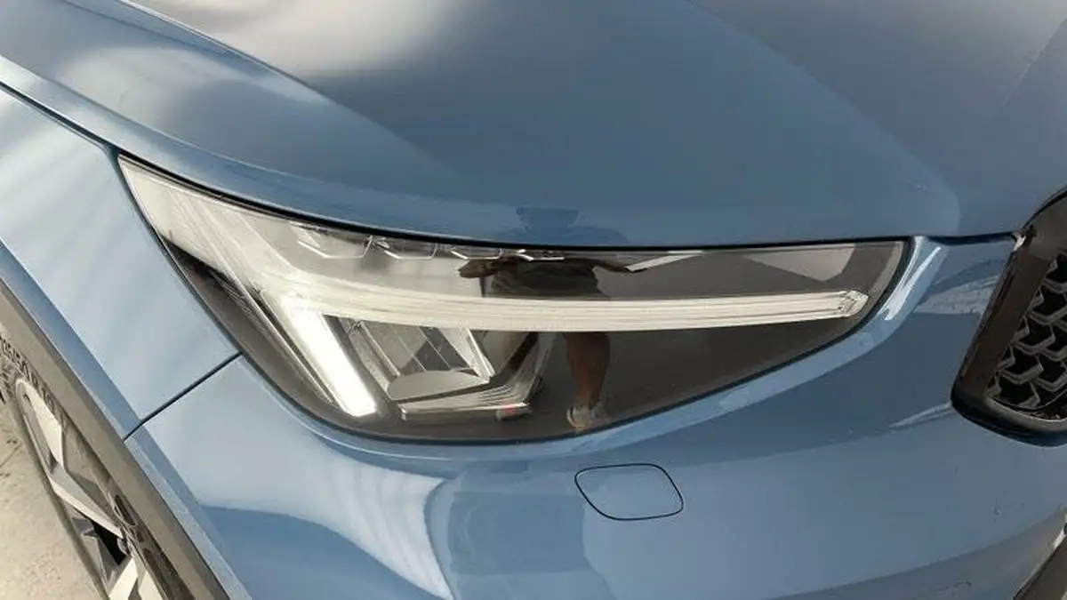 2023-volvo-xc40-20-b4-ultimate-big-40