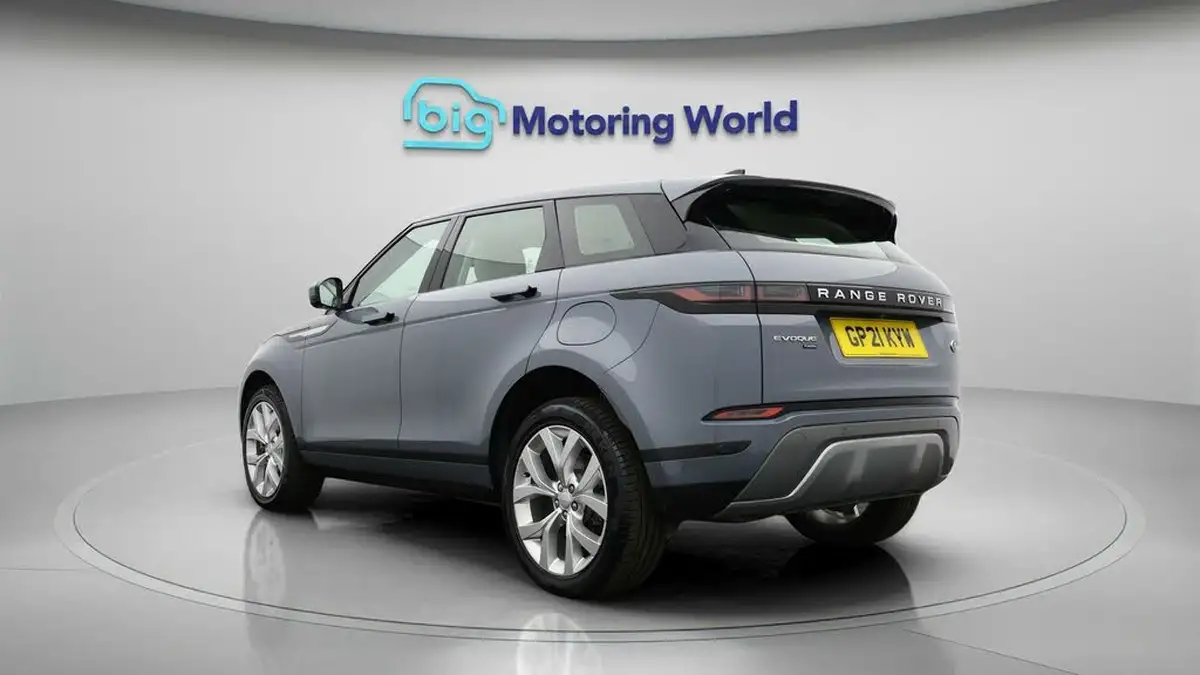 2021-land-rover-range-rover-evoque-15-p300e-se-big-5