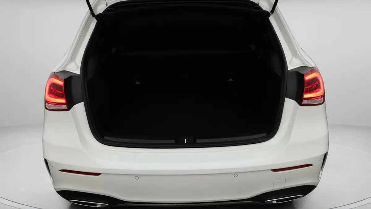 2020-mercedes-benz-a-class-20-a250-amg-line-executive-hatchback-5d-big-17