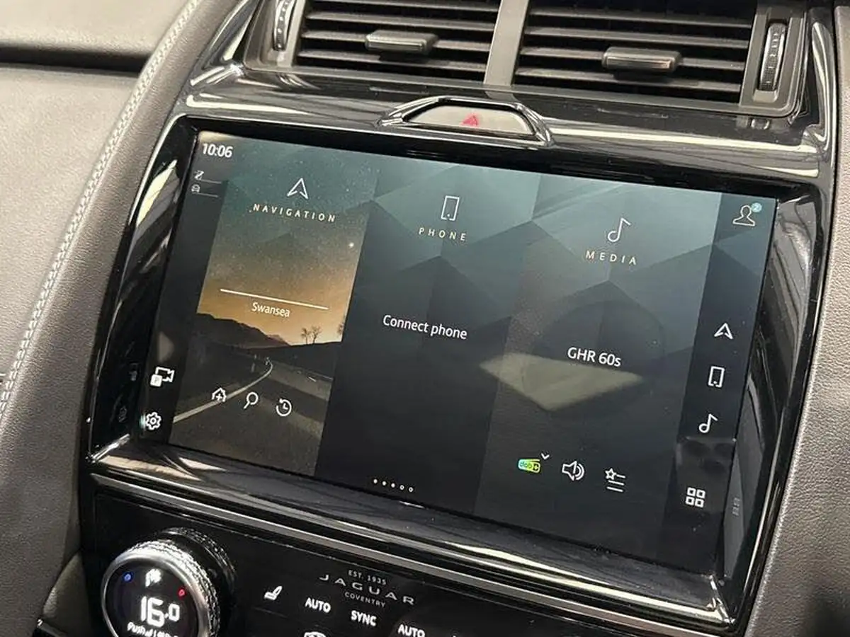 2021-jaguar-e-pace-20-d200-r-dynamic-se-big-25