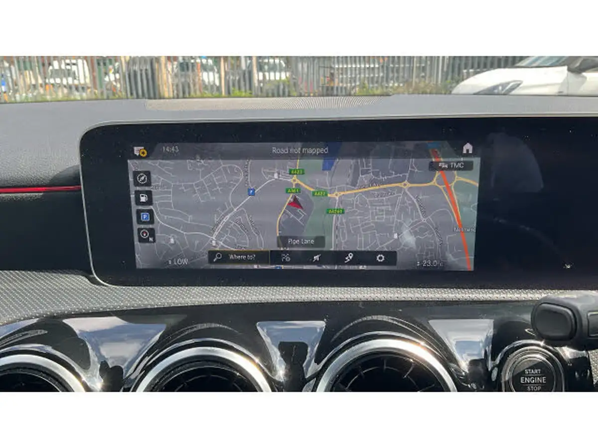 2019-mercedes-benz-a-class-13-a200-amg-line-executive-hatchback-5d-7g-dct-big-11