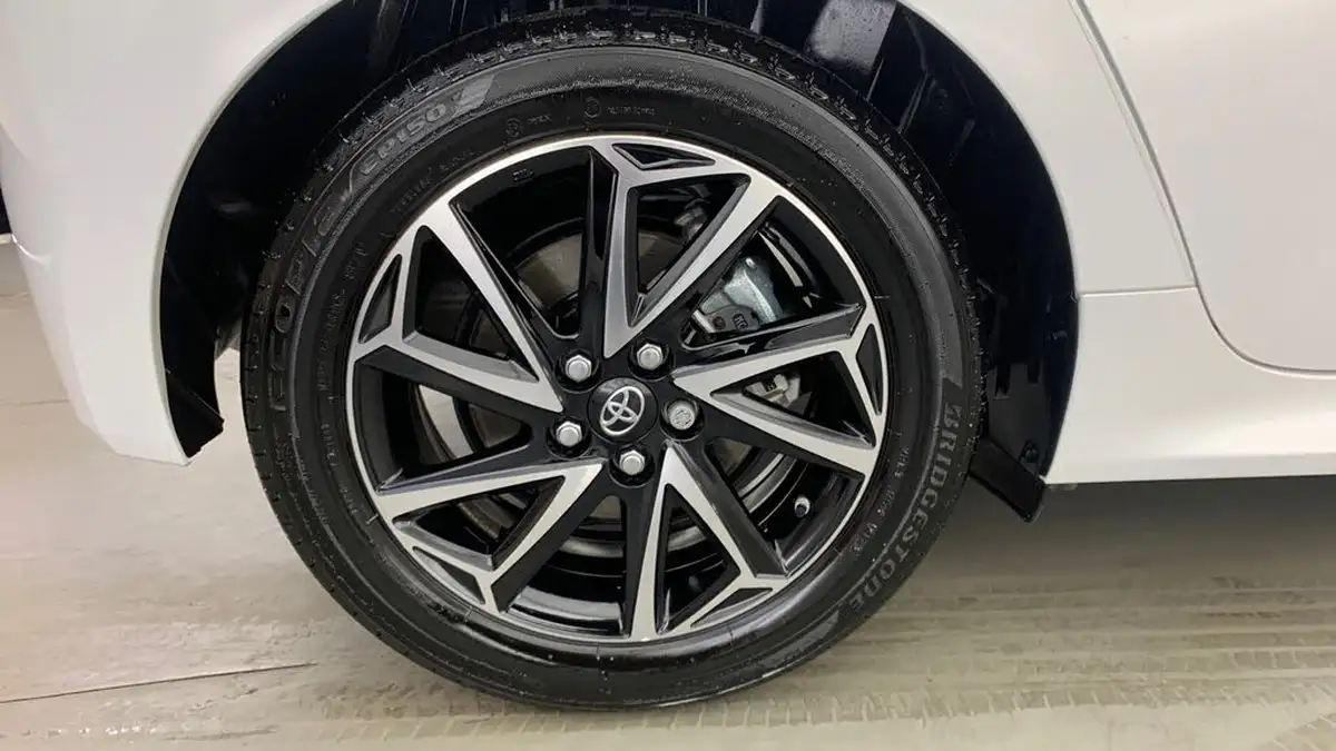 2023-toyota-yaris-15-vvt-i-design-big-21