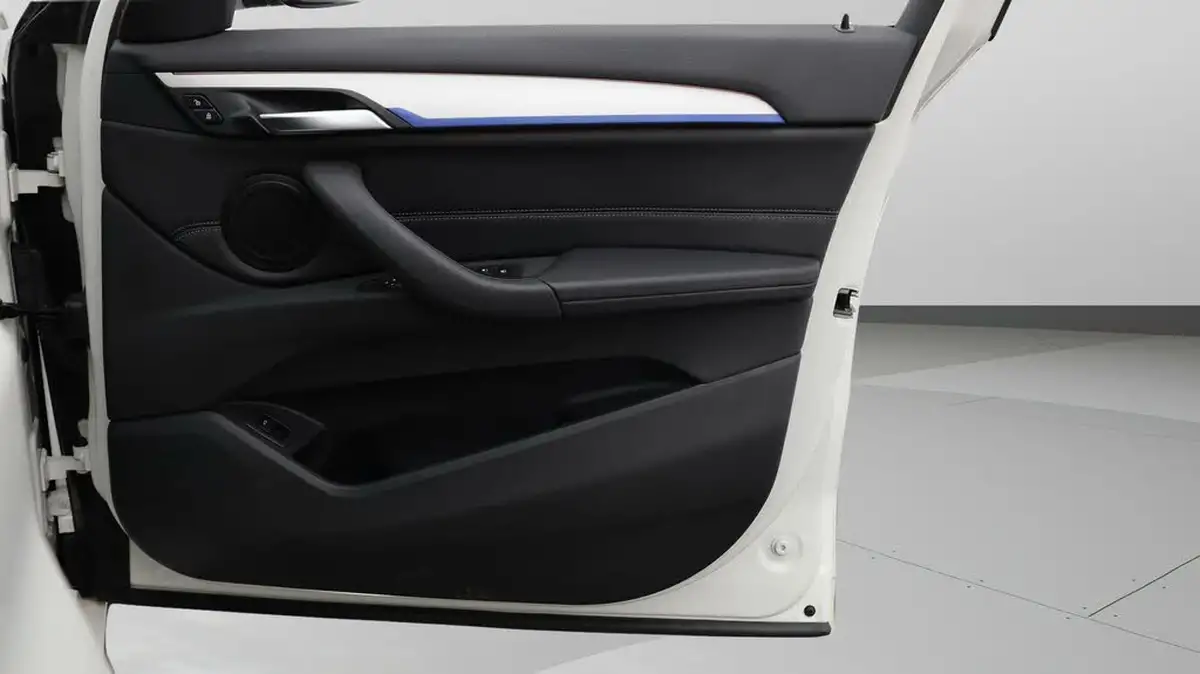 2019-bmw-x1-20-sdrive20i-m-sport-plus-pack-big-14