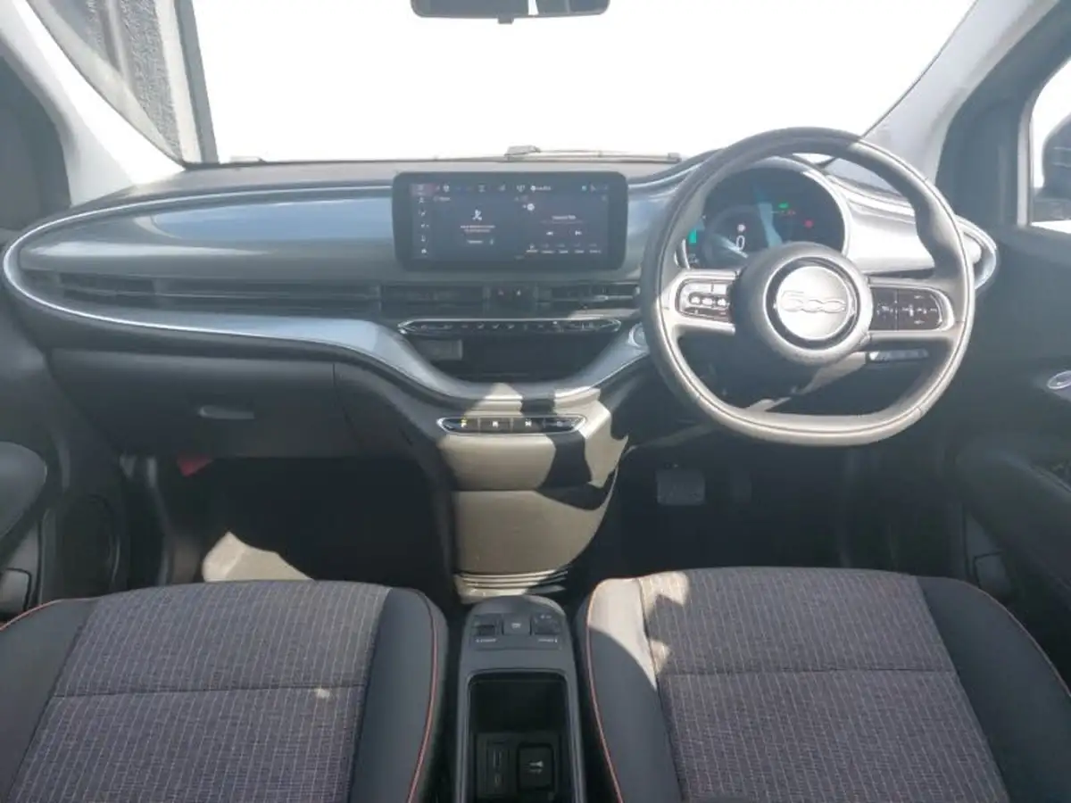 2023-fiat-500-e-icon-117bhp-big-2