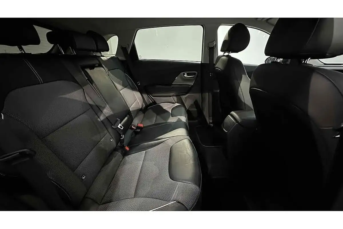 2022-kia-niro-ev-e-2-big-23