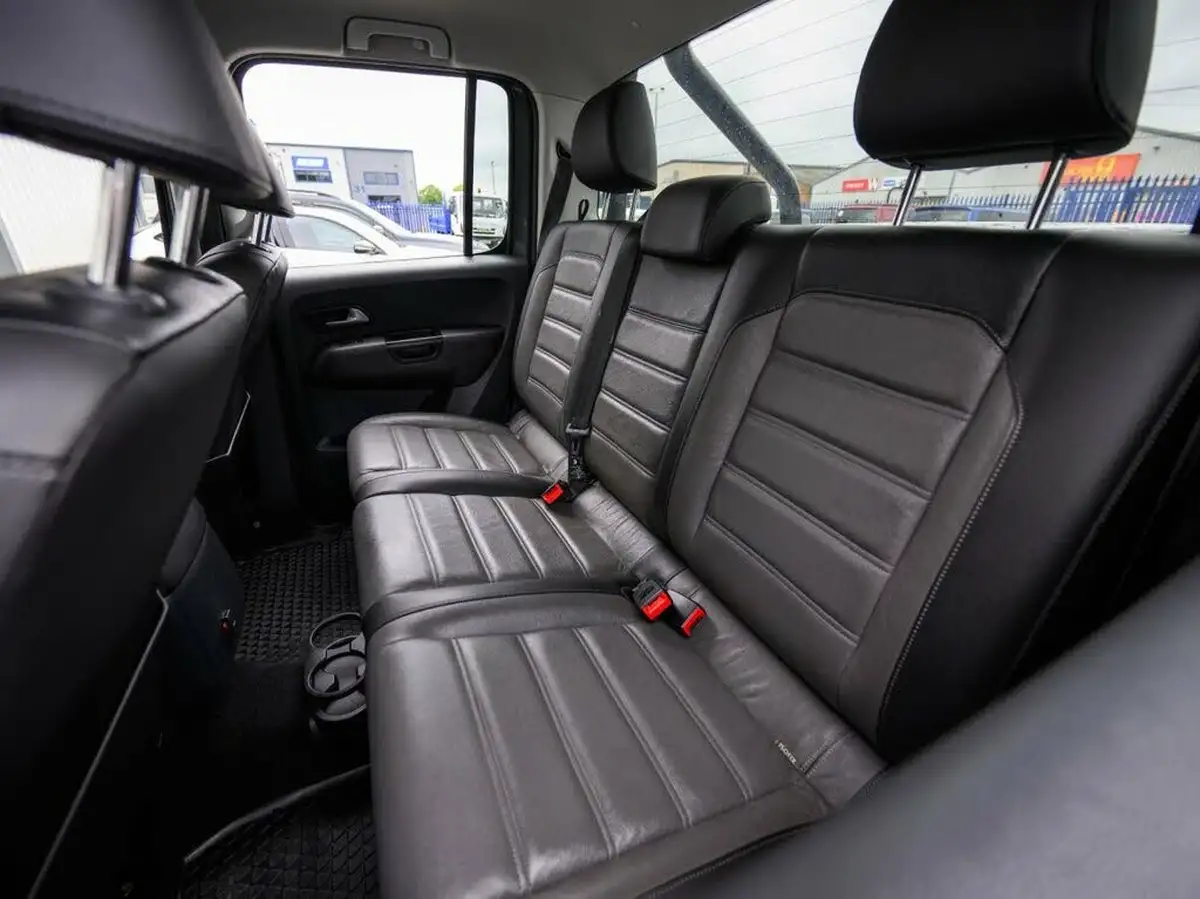 2019-volkswagen-amarok-big-32