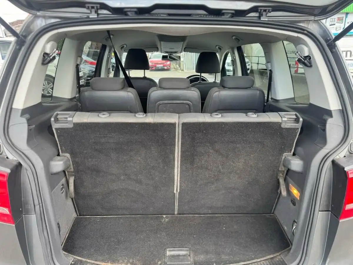 2011-volkswagen-touran-20td-sport-140ps-7st-big-15