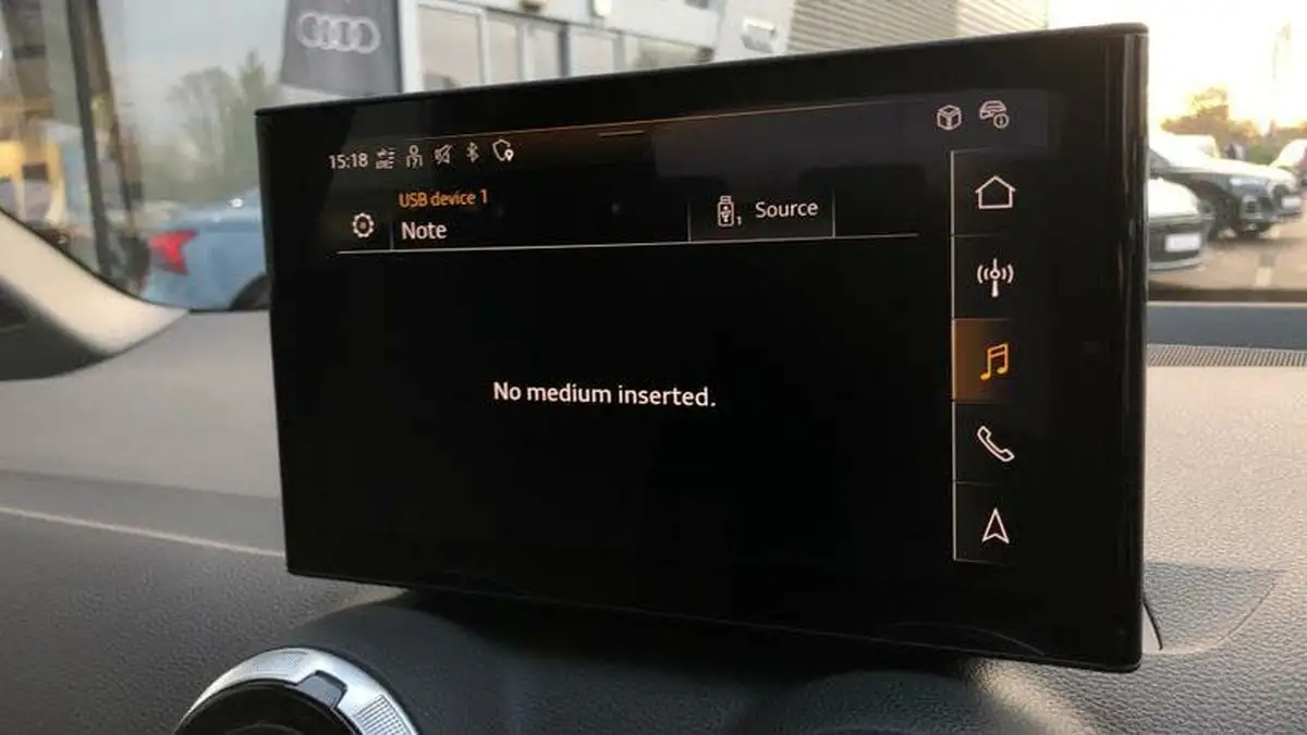 2024-audi-q2-15-35-tfsi-s-line-tronic-big-30
