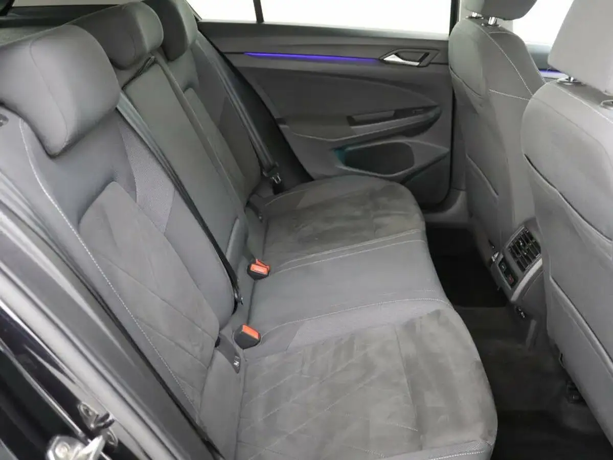 2021-volkswagen-golf-15-etsi-style-150ps-hatchback-big-18