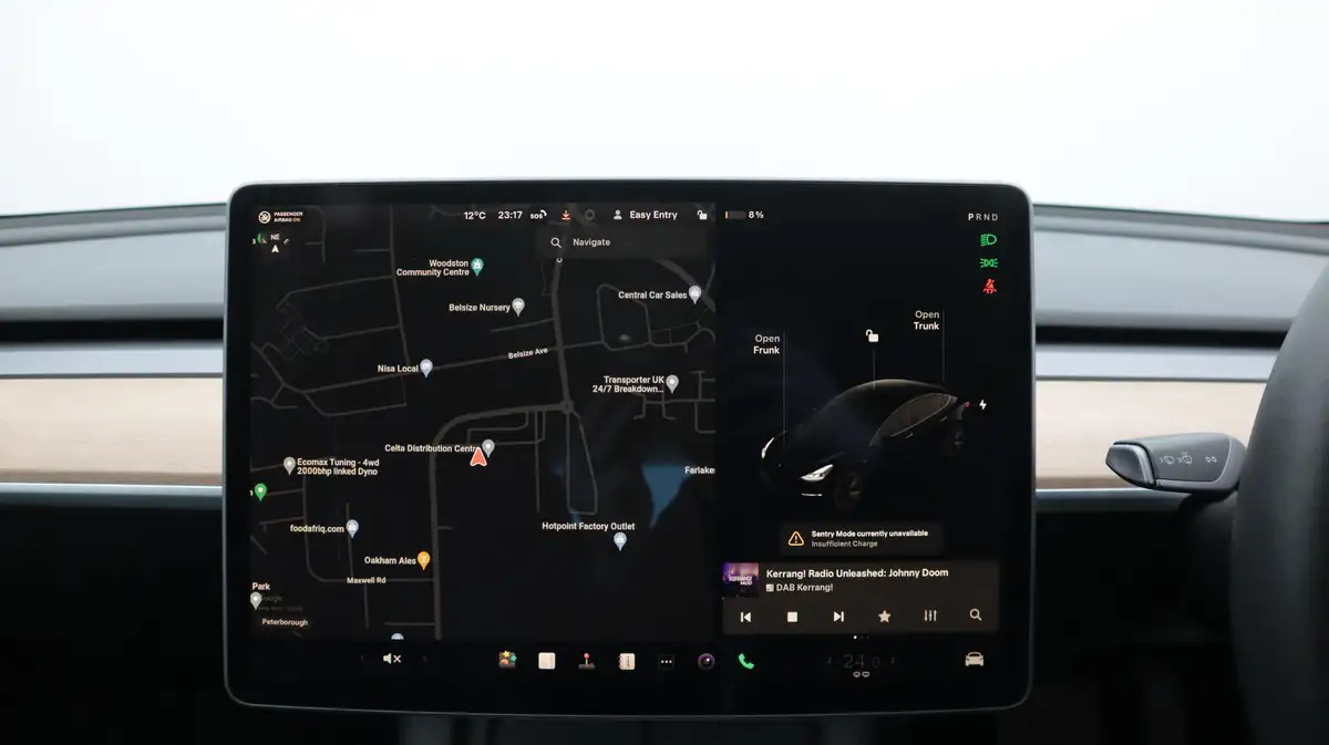 2021-tesla-model-3-e-standard-plus-big-11
