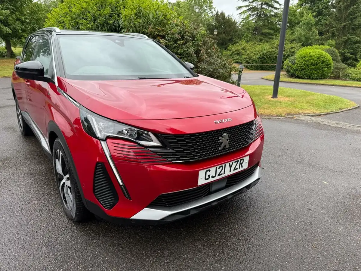 2021-peugeot-5008-suv-20-bluehdi-gt-177bhp-big-14