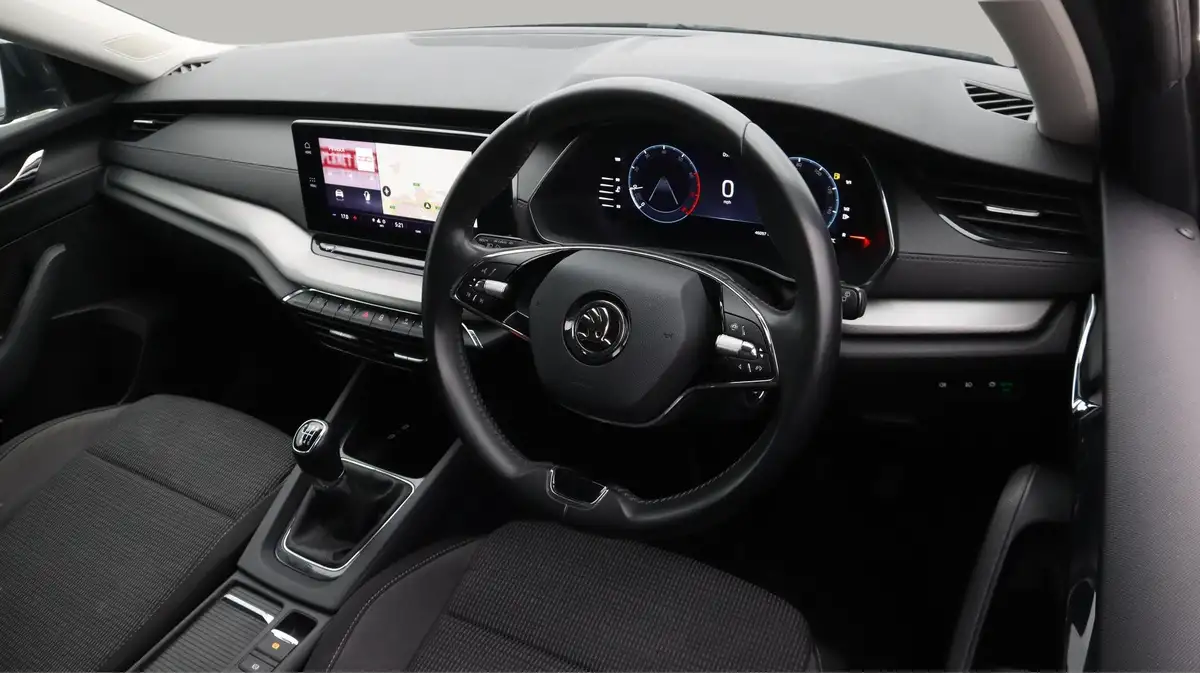 2021-skoda-octavia-10-tsi-se-technology-hatchback-big-9