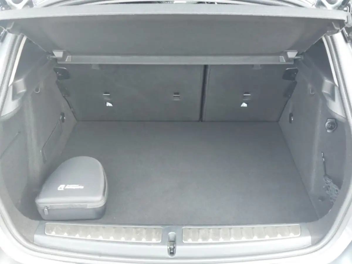 2019-ds-ds-3-crossback-12-puretech-prestige-100ps-big-7