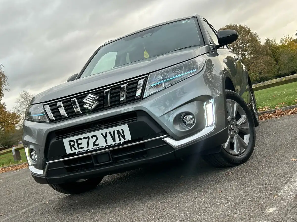 2022-suzuki-vitara-15-sz-t-big-3