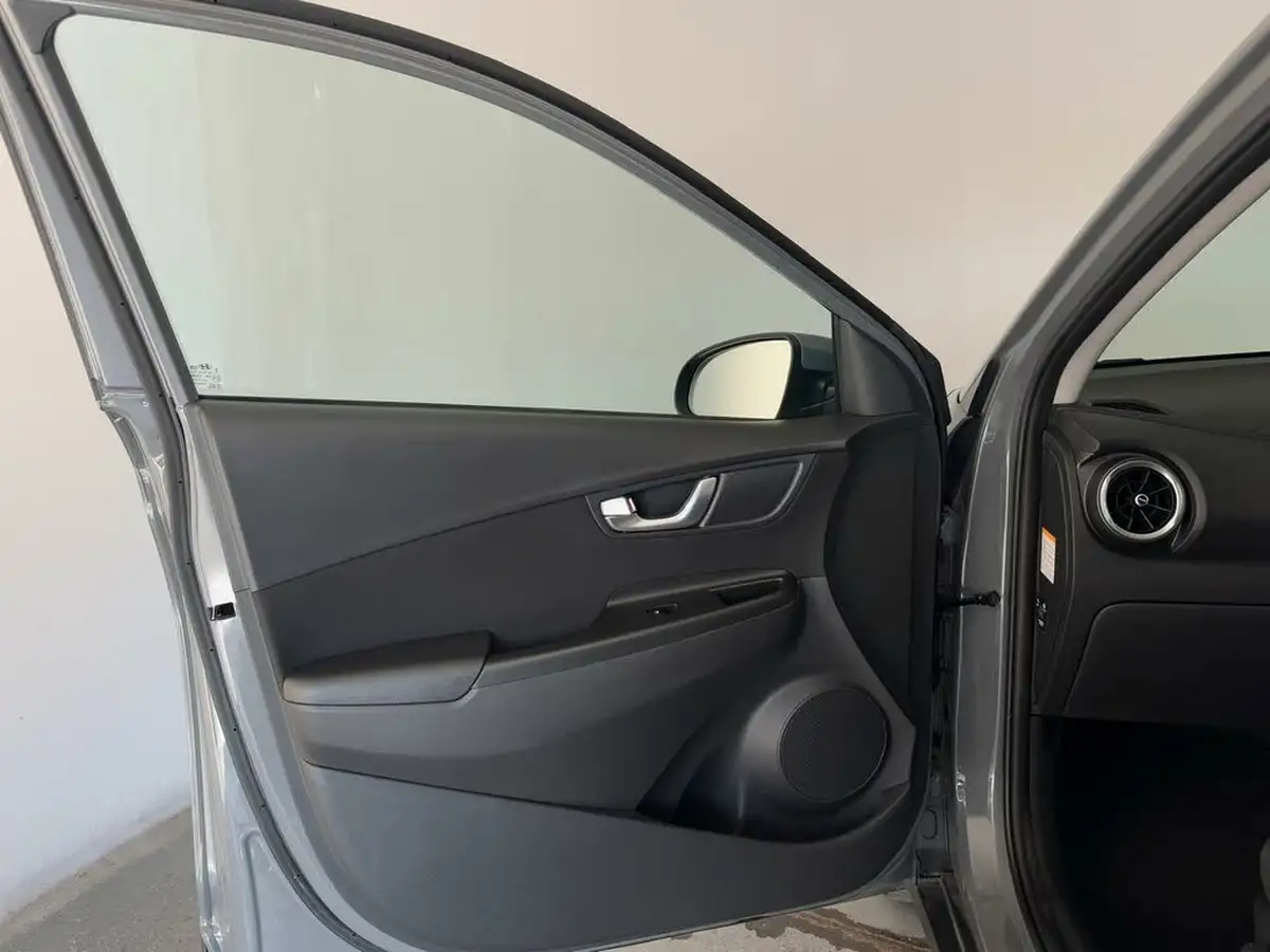 2022-hyundai-kona-16-gdi-se-connect-big-23