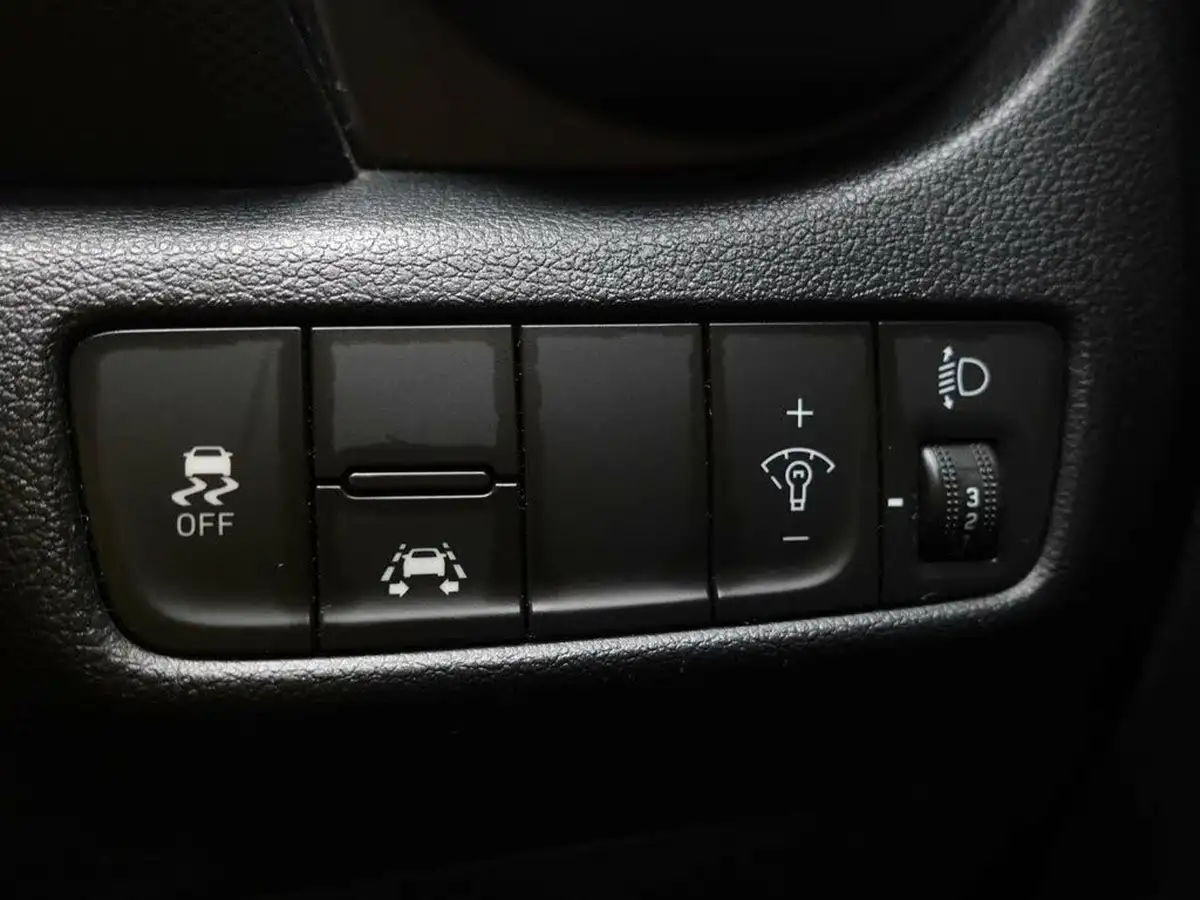 2018-hyundai-kona-10-t-gdi-s-big-32