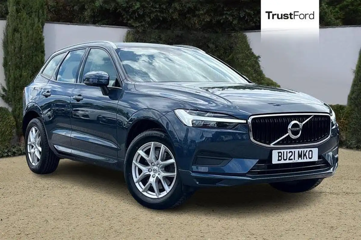 2021-volvo-xc60-20-b5-momentum-awd-big-0