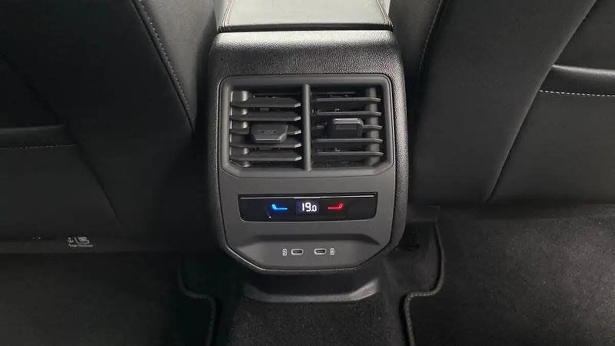 2024-cupra-leon-nf-15-tsi-v2-hatchback-big-14