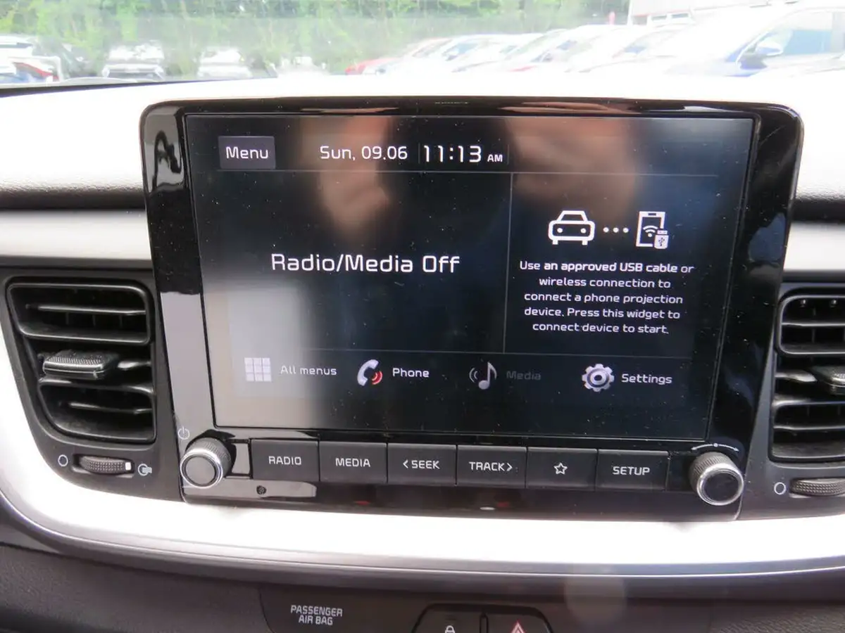 2020-kia-stonic-10-t-gdi-2-99bhp-big-14
