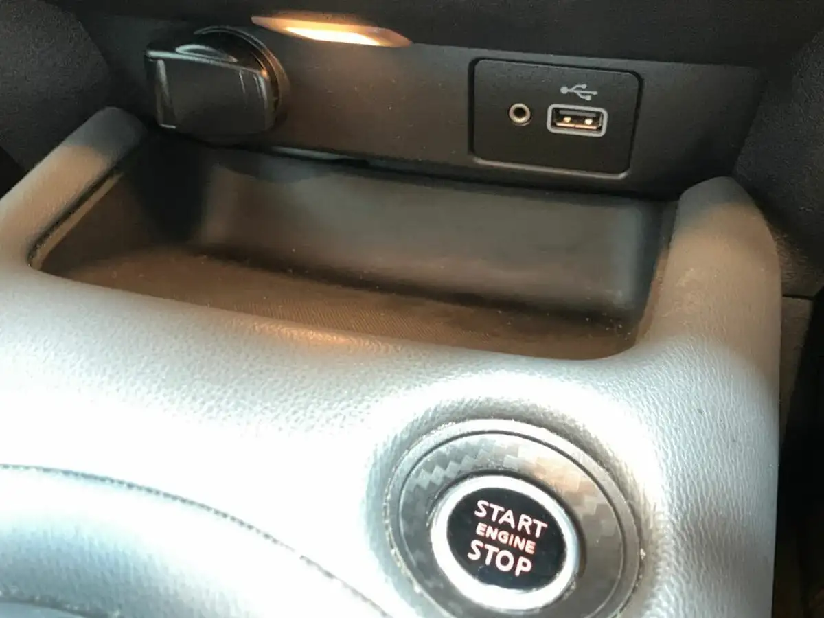 2022-nissan-juke-10-dig-t-tekna-dct-big-38