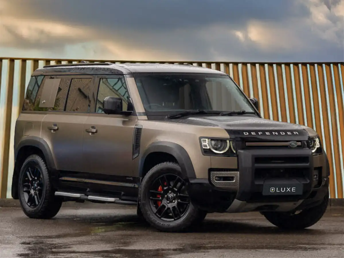 2020-land-rover-110-defender-30-p400-x-110-big-13