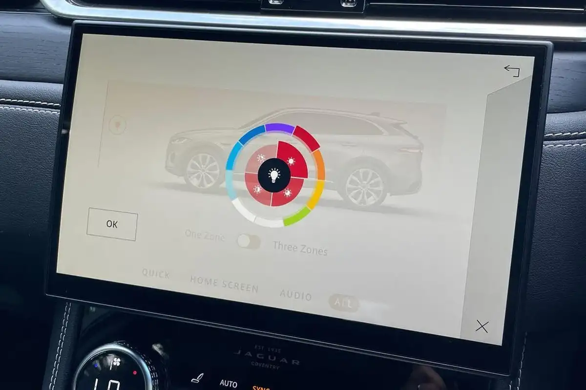 2022-jaguar-f-pace-20-p250-r-dynamic-black-big-22