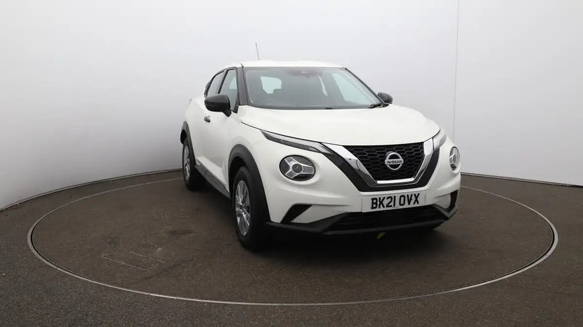 2021-nissan-juke-10-dig-t-visia-big-39