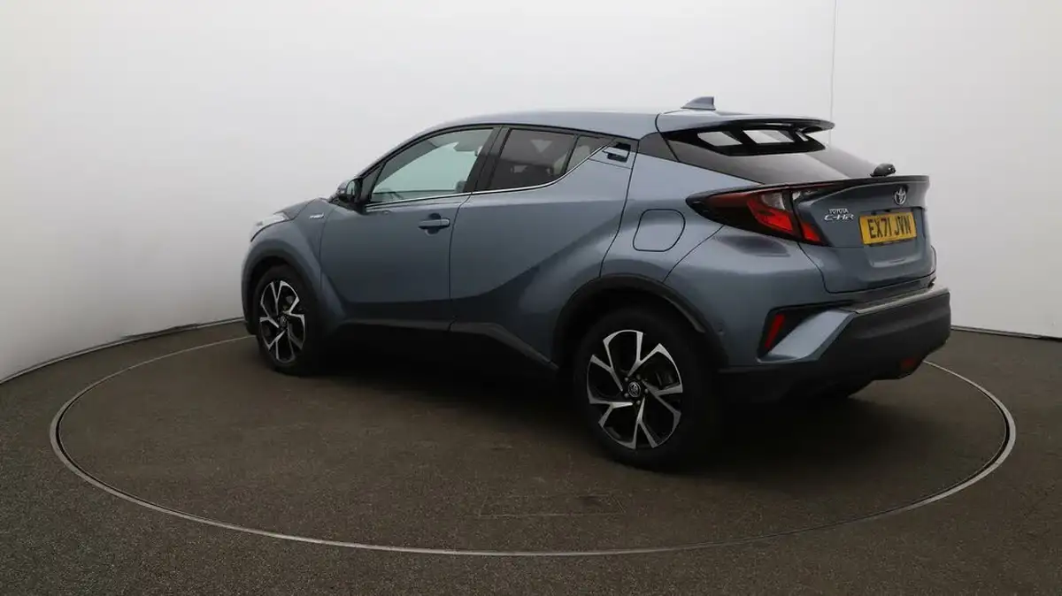 2021-toyota-c-hr-18-vvt-i-design-big-64