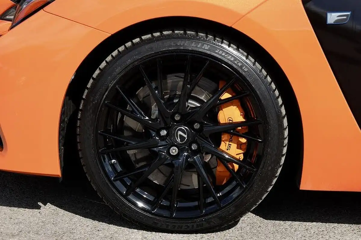 2015-lexus-rc-f-50-f-carbon-big-41